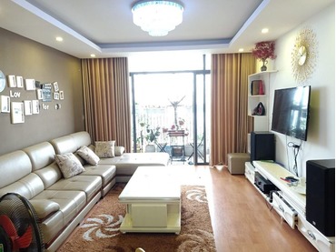 Cho thuê căn hộ chung cư cao cấp Starcity Lê Văn Lương 2 phòng ngủ (2pn) full đồ nội thất mới 