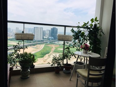 Cho thuê căn hộ chung cư Vinhomes Skylake Phạm Hùng 3 phòng ngủ (3pn), tòa S3, full đồ, tầng thấp đẹp, thoáng