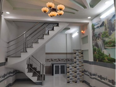 Gia đình cần bán căn nhà nguyên căn gần chợ Hiệp Thành, KCN Tân Thới Hiệp, Quận 12, Tp HCM 1 trệt, 1 lầu, đẹp giá rẻ