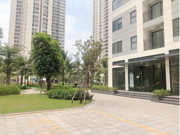 Cần cho thuê Shophouse Vinhoems Grand Park căn S705.01S04 khu The Origami căn góc, gần bể bơi