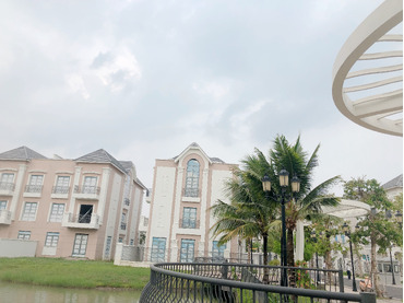 CHÍNH CHỦ bán biệt thự Boutique Villa V3-38 Vinhomes Grand Park, khu The Manhattan Glory, compound
