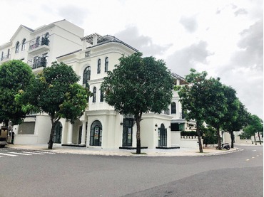 Cho thuê biệt thự căn V3-13 ( V3-11A ) Vinhomes Grand Park, Quận 9, TpHCM đã hoàn thiện 